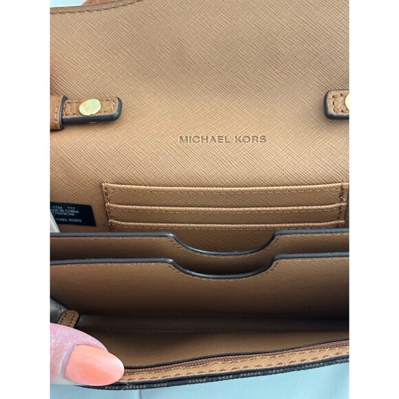 Michael Kors Hudson Large Phone Leather Crossbody Bag NWOT - Picture 6 of 9